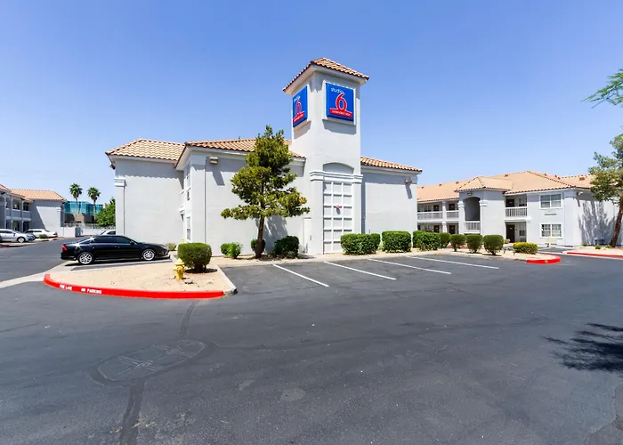 Hotel 6-tempe, Az 3*